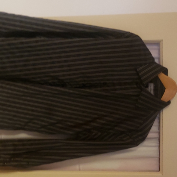 Dress shirt - Picture 1 of 2